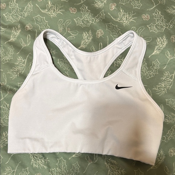 Nike Women's Light Gray Sports Bra smoke free home. - Picture 1 of 3